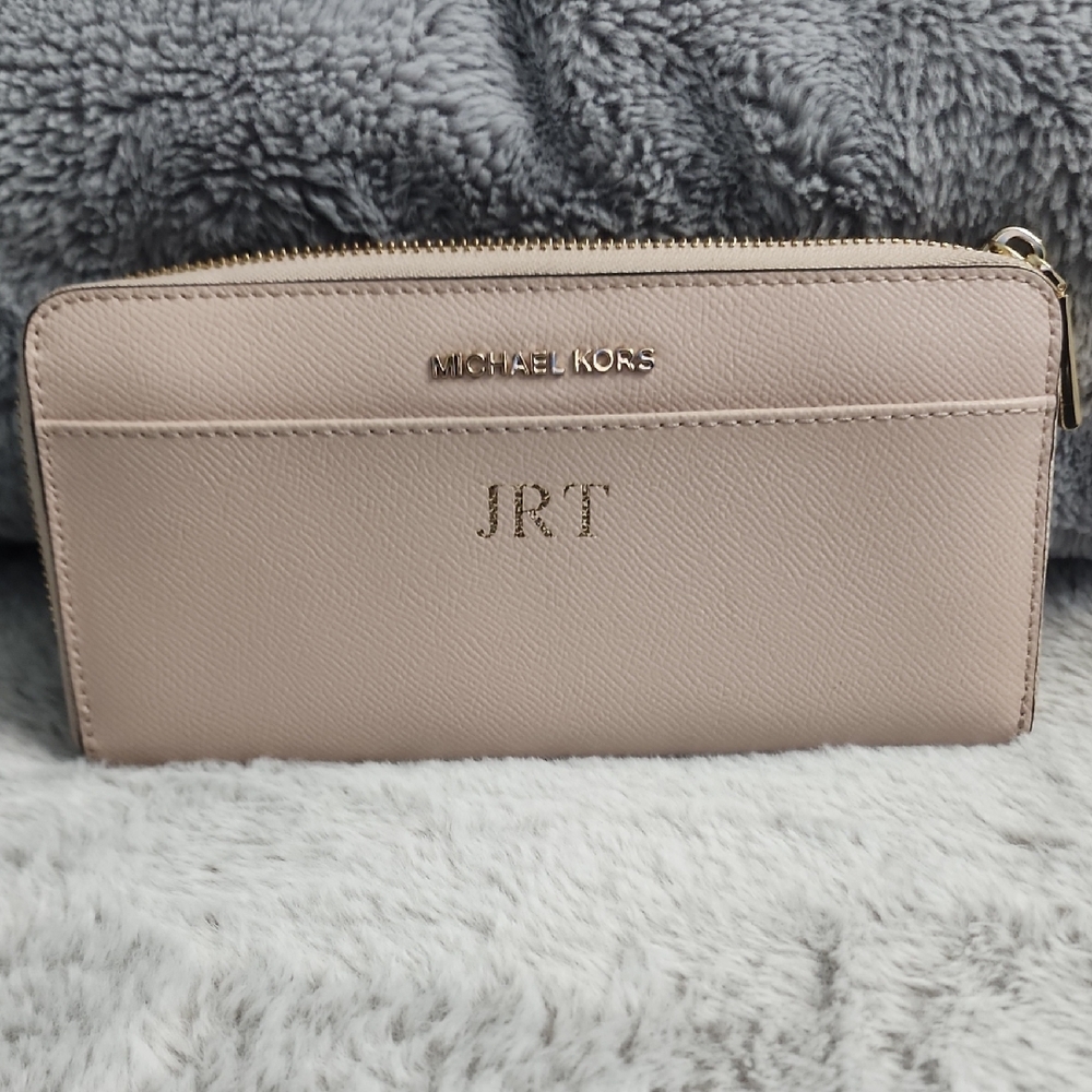 Michael Kors Light Pink Wallet